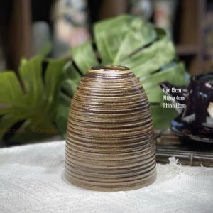 Bình hoa bằng gốm